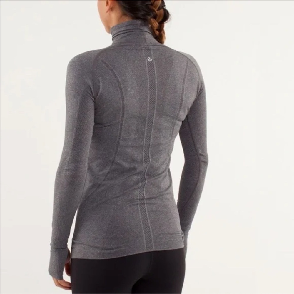 Lululemon Swiftly Turtleneck Heathered Black